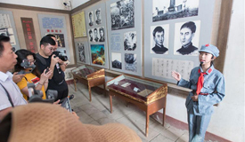 ��СС����Ա�����ݸ�������