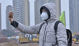 ����ս���ߡ���ý�����ж���