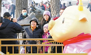 北京:长假头两天41万市民游园过大年