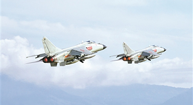 �ϲ�ս���������ձ�ĳ�ÿ�չ����ѵ��