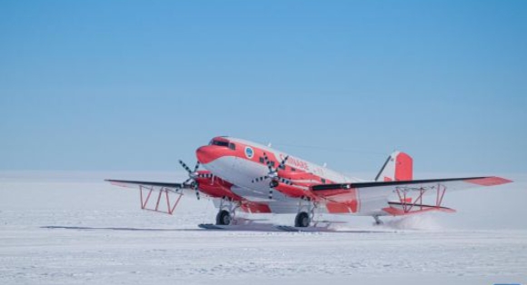 "雪鹰601"完成南极考察全部飞行任务