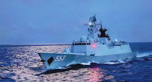 海军某支队开展夜间海上训练