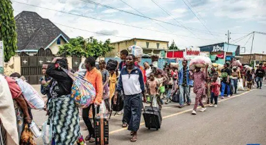 逃离战火的刚果（金）民众