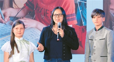 德国孔子课堂走出“中文家庭”