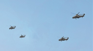 陆军某旅开展飞行训练