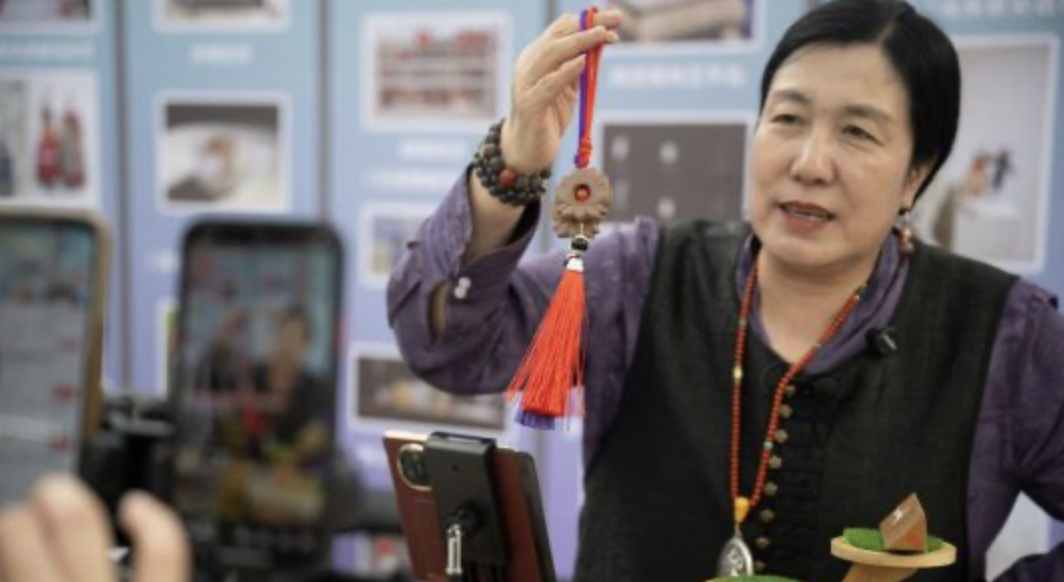 满洲里:中俄蒙传统手艺交流热