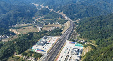 广东阳信高速正式通车
