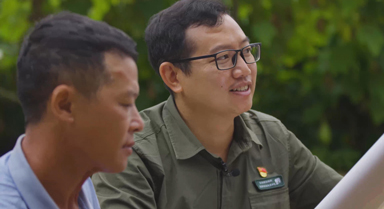 "牛人"张忠员和"白袜子"的森林约会