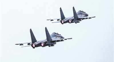 空军航空兵某旅开展飞行训练