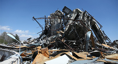 伊朗阿扎迪体育场遭袭受损