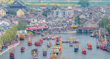 江苏兴化：茅山会船