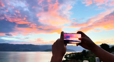 风光如画 彩霞映照云南巧家高峡平湖