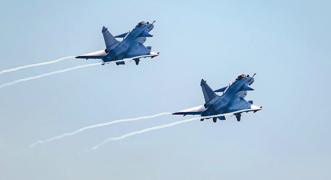 空军航空兵某旅开展飞行训练