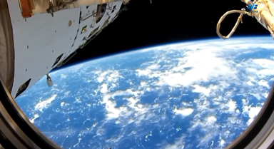 沉浸感拉满!天宫视角看太空美景