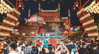 夜游火热“出圈” 文旅活力“满格”