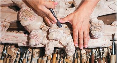 浙江东阳木雕:刀下见乾坤