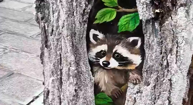 这座公园的树上“住满”了小动物