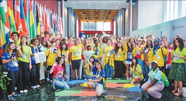 走过这座桥，也成为这座桥