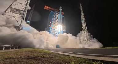 我国成功发射卫星互联网低轨26组卫星